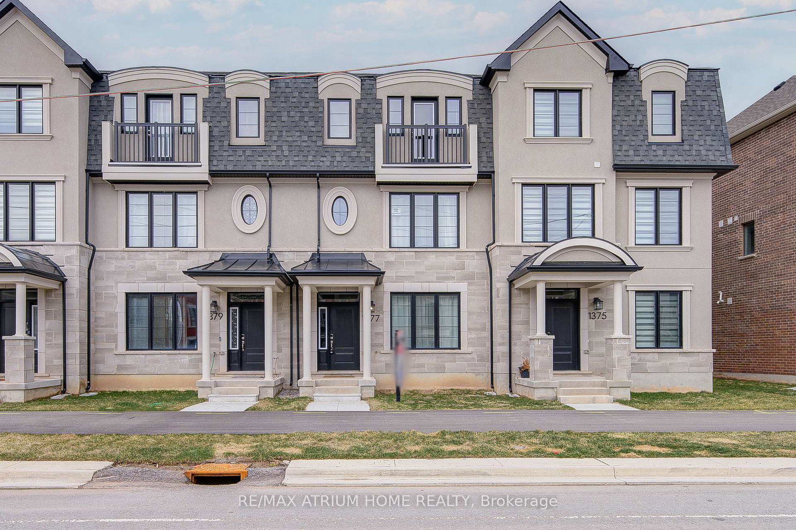 1377-william-halton-parkway-oakville-ontario-w13681168