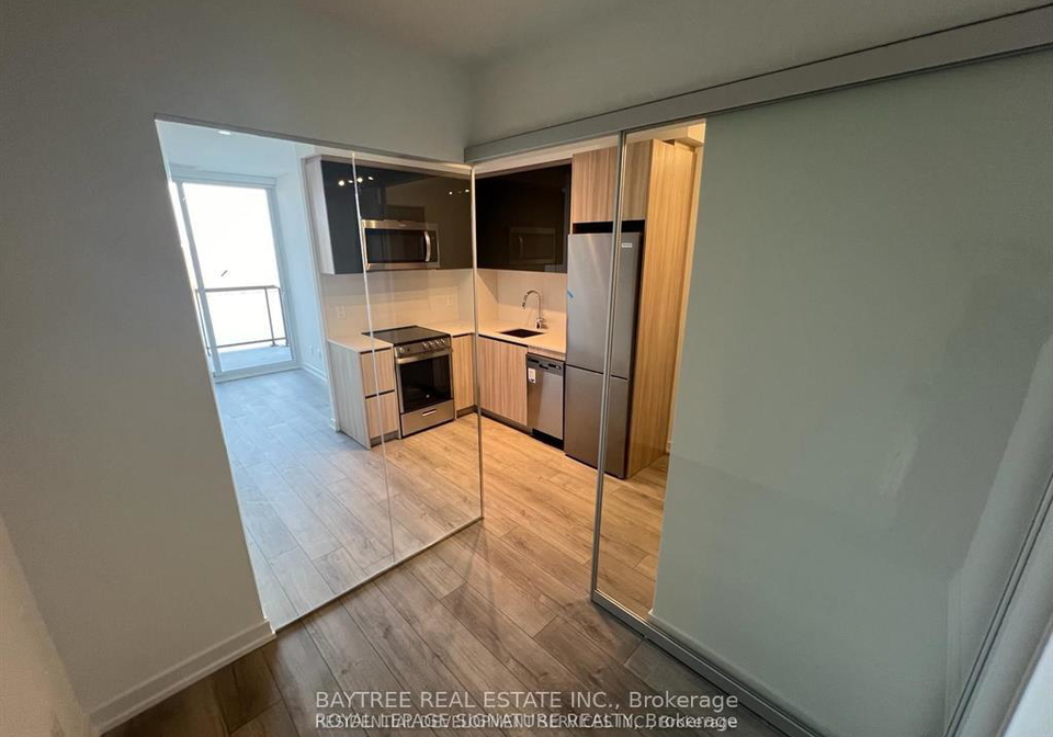 3100-keele-street-toronto-york-ontario-w13681272