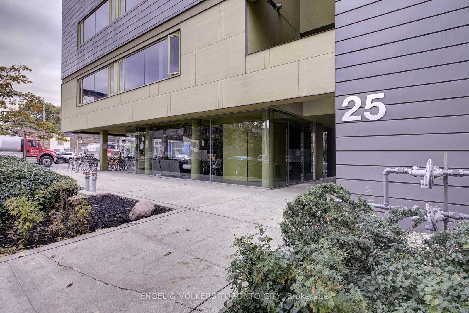 25-ritchie-avenue-toronto-toronto-ontario-w13681638