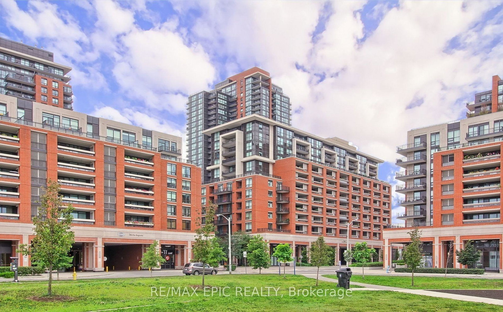 830-lawrence-avenue-w-toronto-north-york-ontario-w13681704