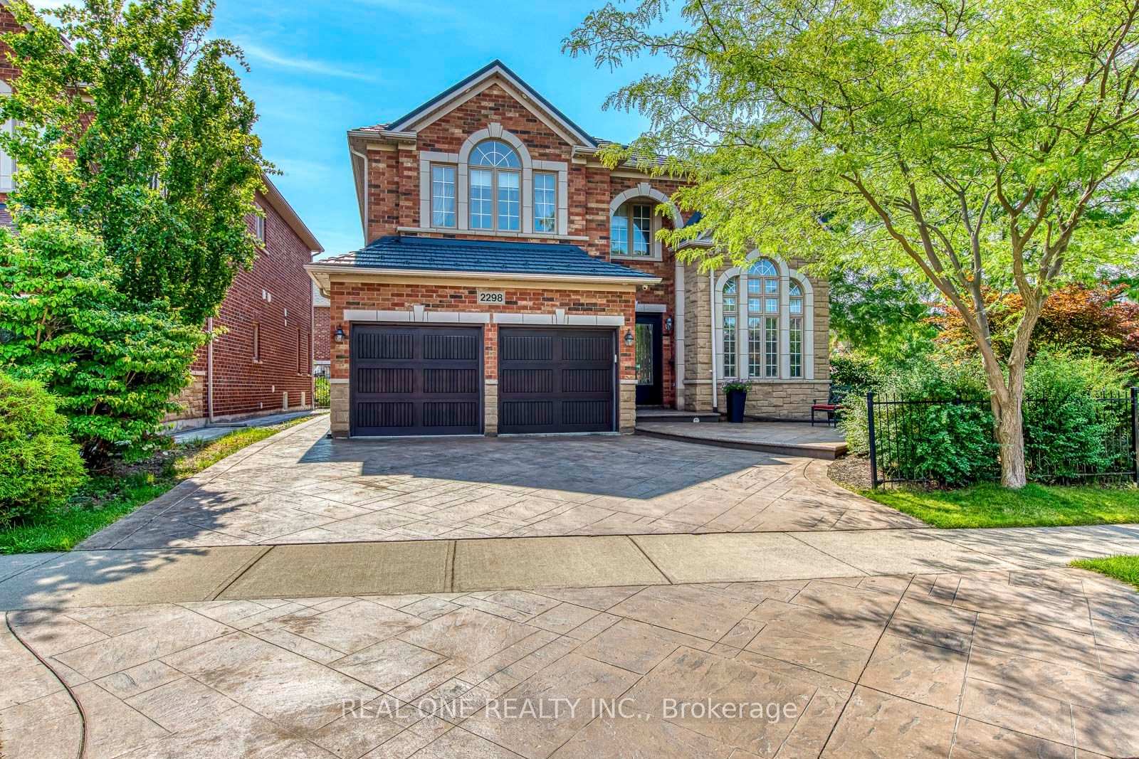 2298-salcome-drive-oakville-ontario-w13681738
