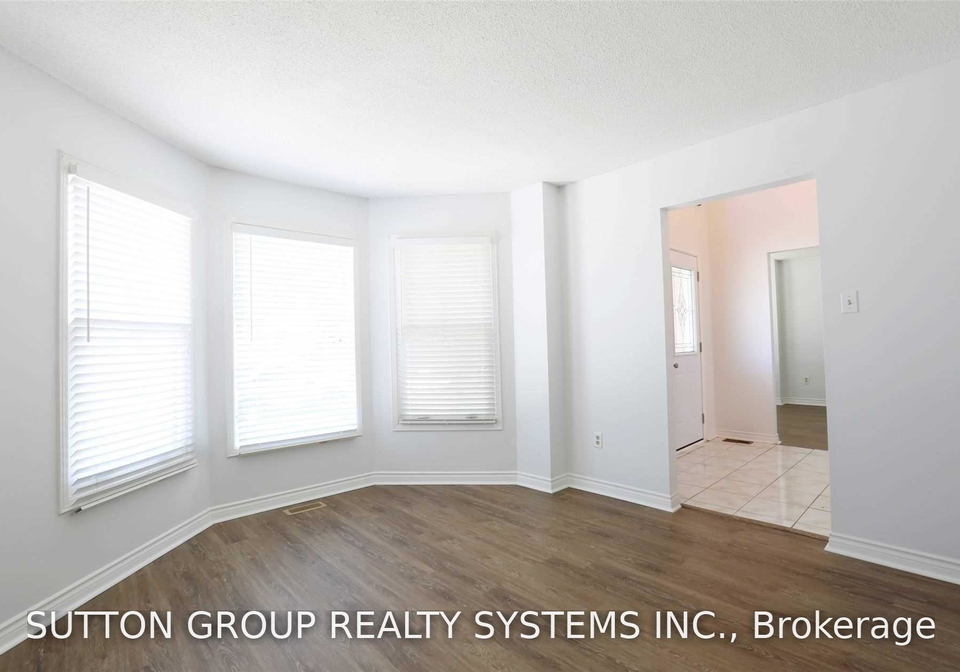 6005-tenth-line-mississauga-ontario-w13682070