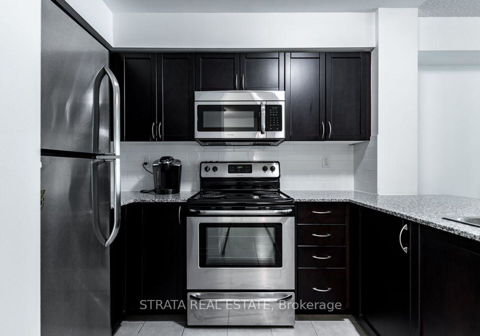 816-lansdowne-avenue-toronto-toronto-ontario-w13682098