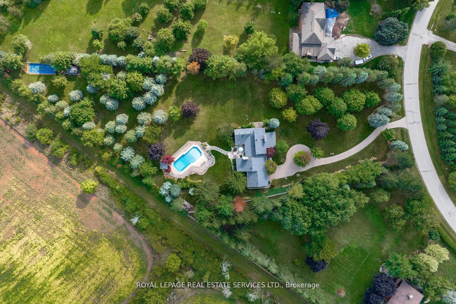16-mccoll-drive-caledon-ontario-w13682252