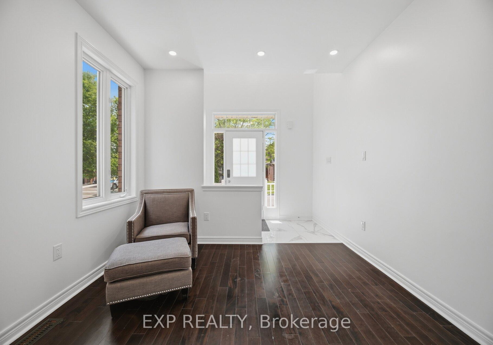 363-holmes-crescent-milton-ontario-w13682330