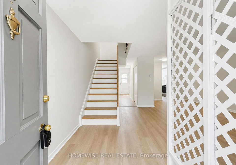 1400-winding-trail-mississauga-ontario-w13682650