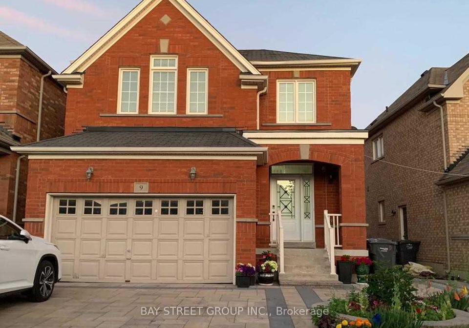 9-bluffmeadow-street-brampton-ontario-w13682700