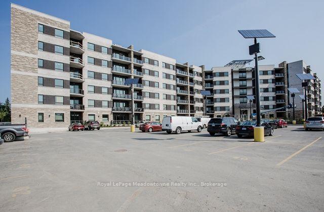 33-whitmer-street-milton-ontario-w13682820