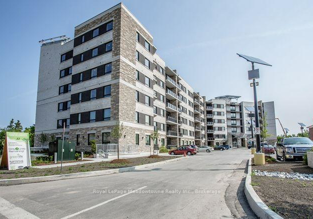 33-whitmer-street-milton-ontario-w13682820