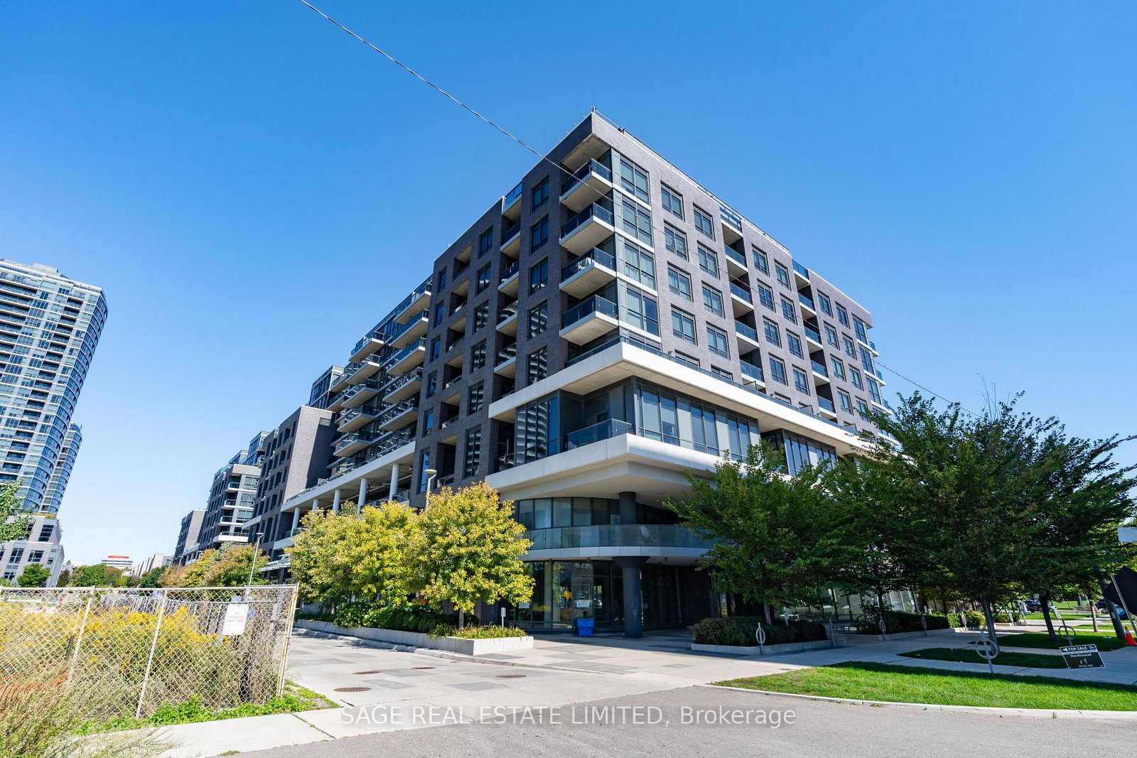10-gibbs-road-toronto-etobicoke-ontario-w13682904