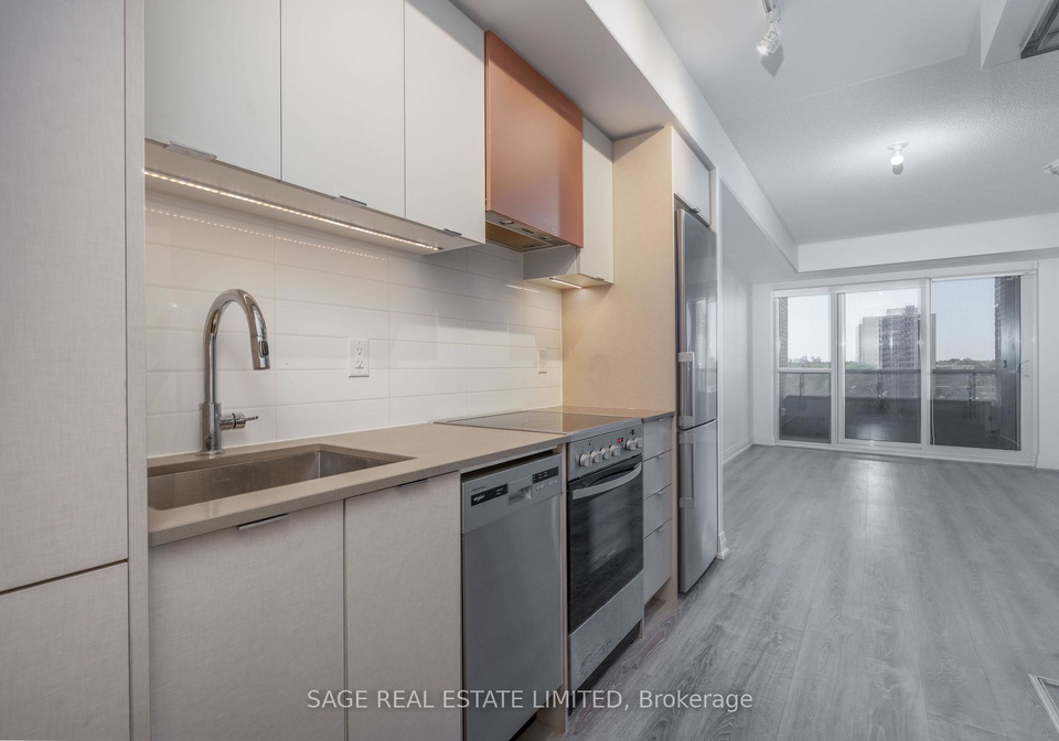 10-gibbs-road-toronto-etobicoke-ontario-w13682904