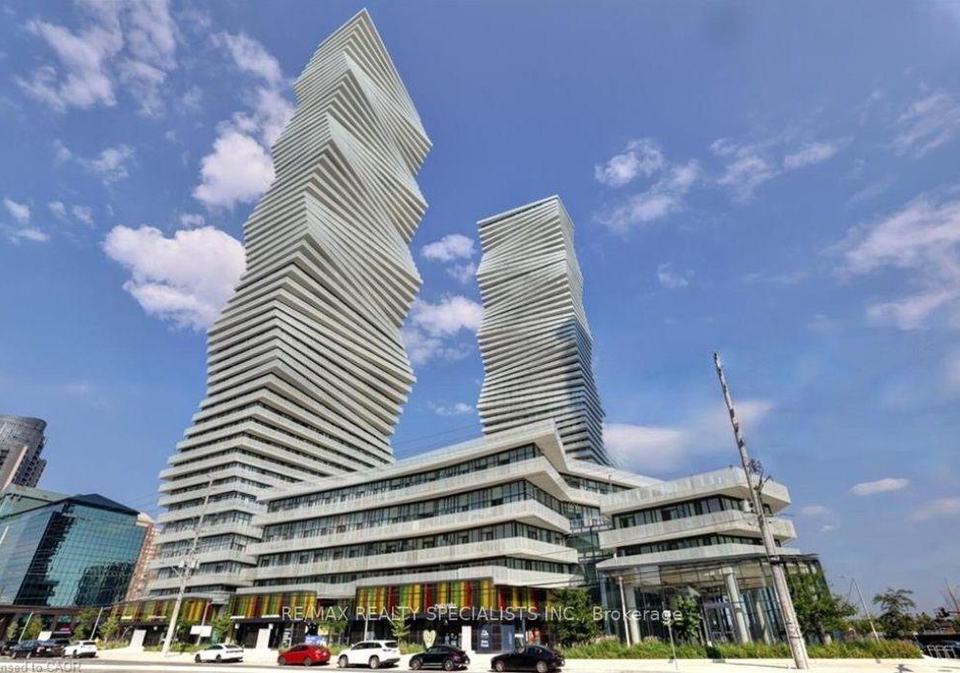 3900-confederation-parkway-mississauga-ontario-w13683142