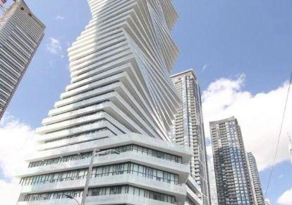 3900-confederation-parkway-mississauga-ontario-w13683142