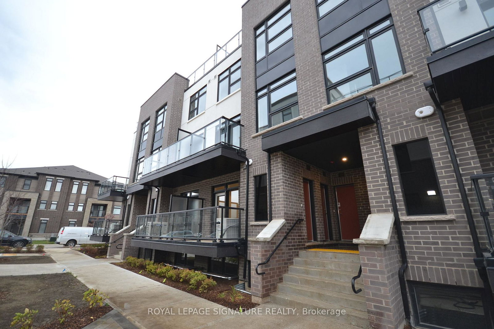 1573-rose-way-milton-ontario-w13683174