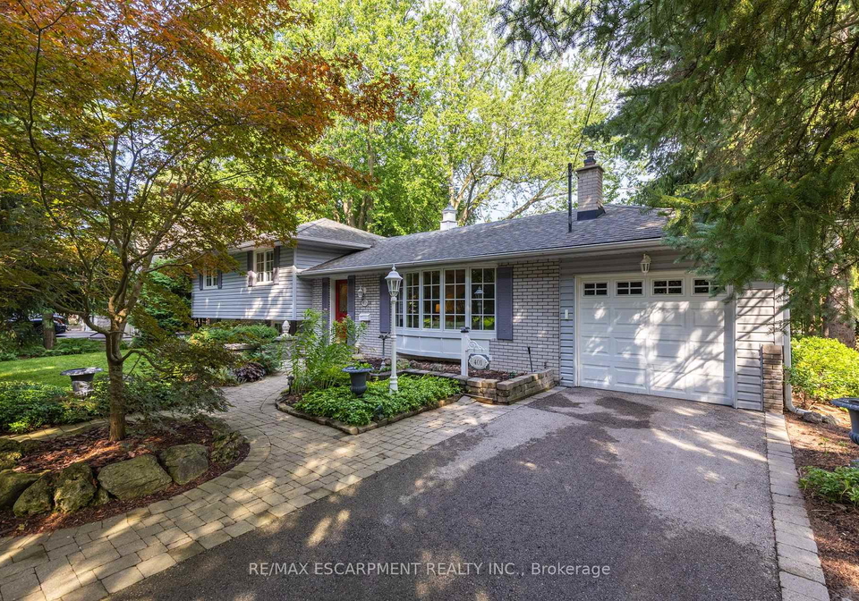 401-cairncroft-road-oakville-ontario-w13683208