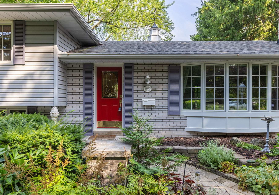 401-cairncroft-road-oakville-ontario-w13683208