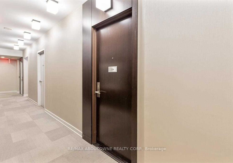 50-absolute-avenue-mississauga-ontario-w13683234