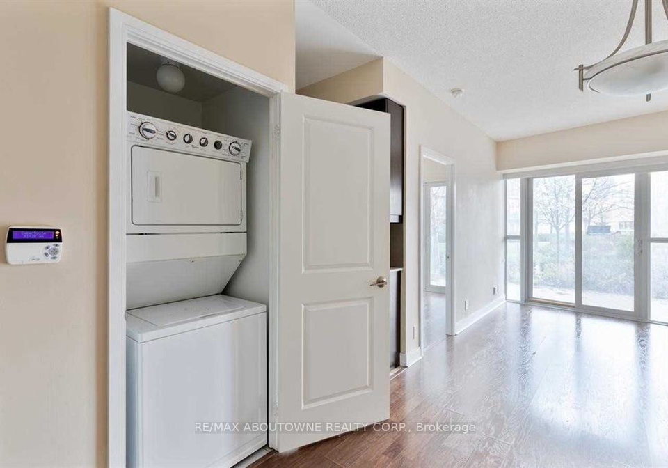 50-absolute-avenue-mississauga-ontario-w13683234