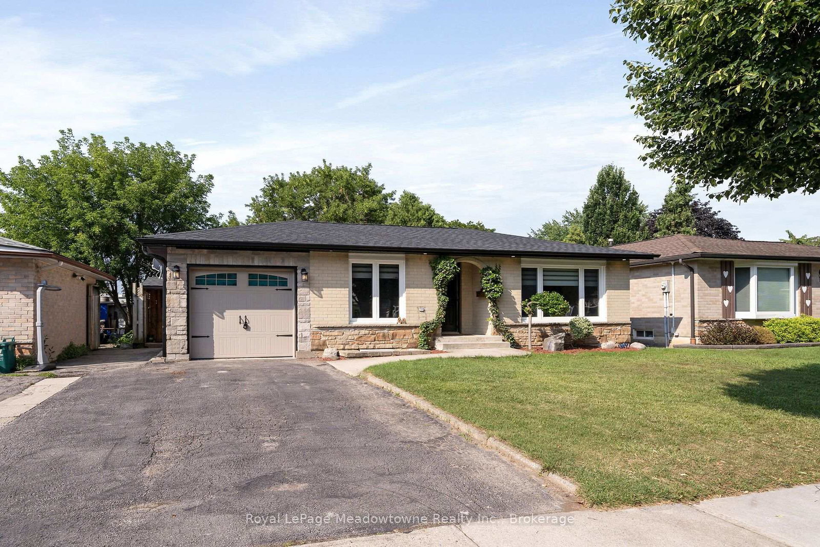 96-macdonald-crescent-milton-ontario-w13683238