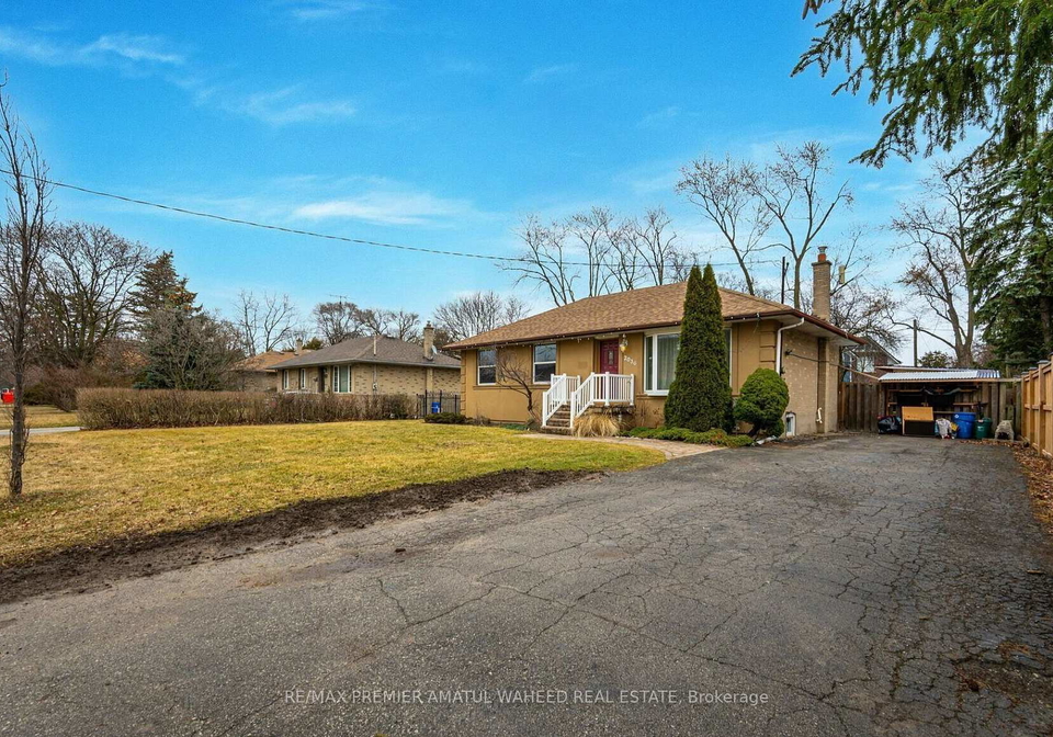 2036-constance-drive-oakville-ontario-w13683408