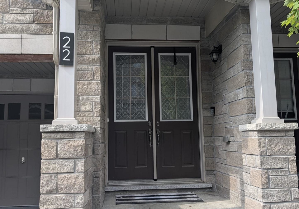 22-faye-street-brampton-ontario-w13683420
