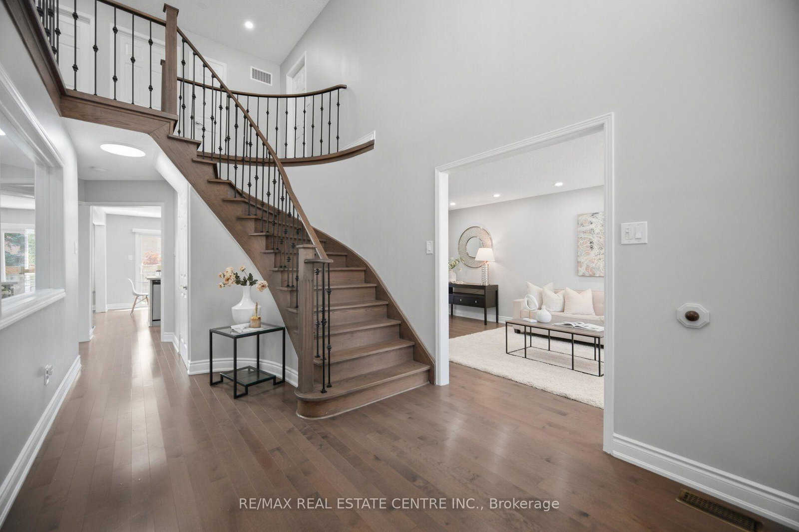 1558-highbrook-avenue-mississauga-ontario-w13683502