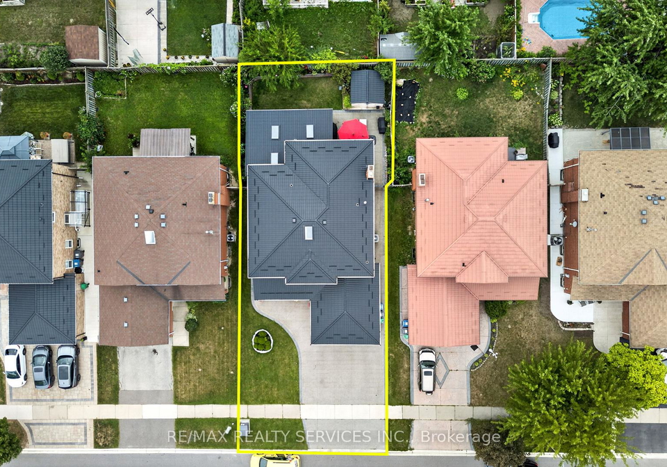21-newport-street-brampton-ontario-w13683530