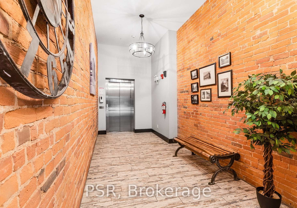 2870-dundas-street-w-toronto-toronto-ontario-w13683626