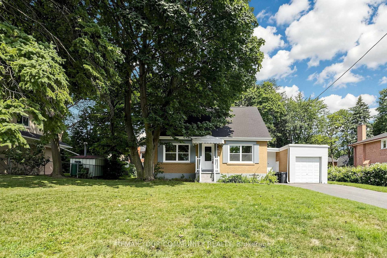 22-havenridge-drive-toronto-etobicoke-ontario-w13683744