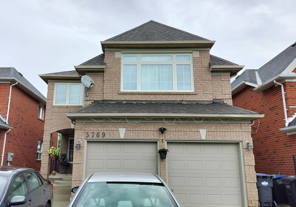 5769-greensboro-drive-mississauga-ontario-w13683748