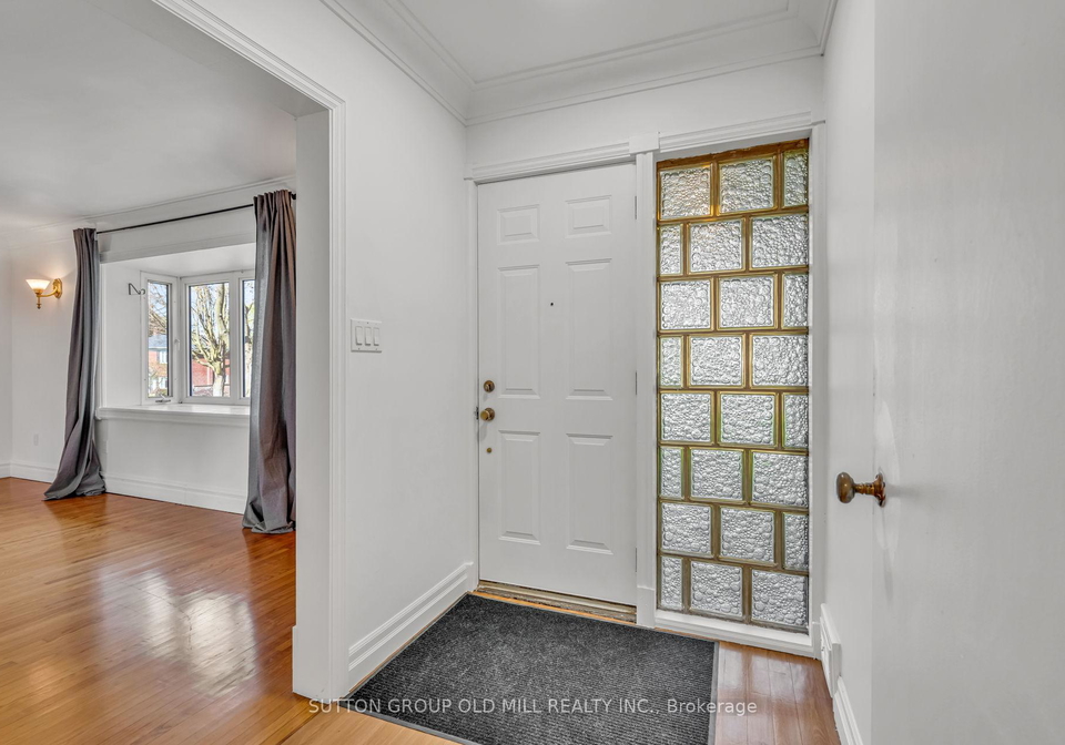 29-robin-hood-road-toronto-etobicoke-ontario-w13683802