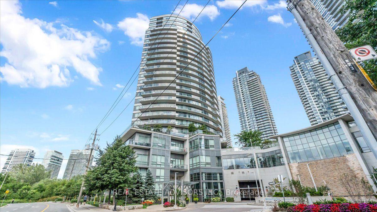 15-legion-road-toronto-etobicoke-ontario-w13683856