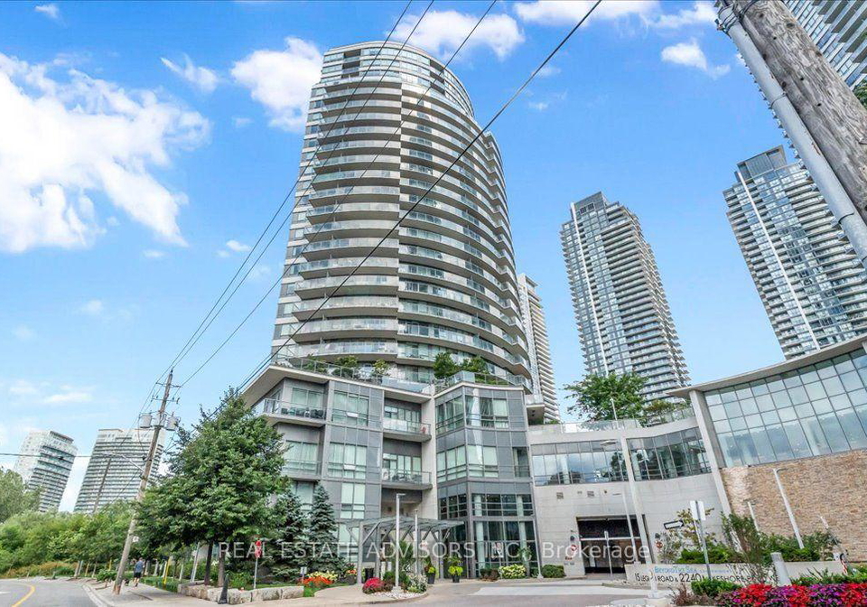 15-legion-road-toronto-etobicoke-ontario-w13683856