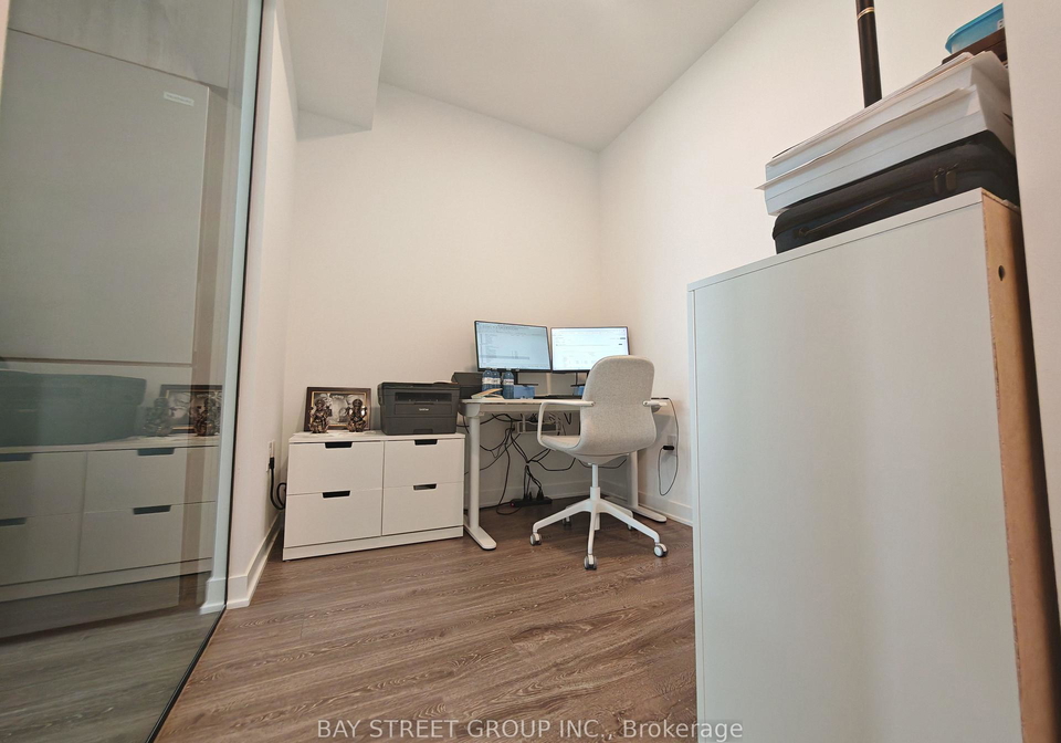 2495-eglinton-avenue-mississauga-ontario-w13683870