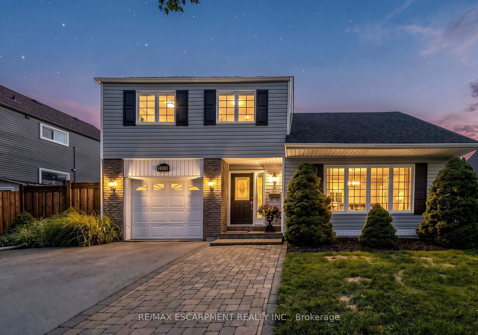 2208-lancaster-crescent-burlington-ontario-w13683944