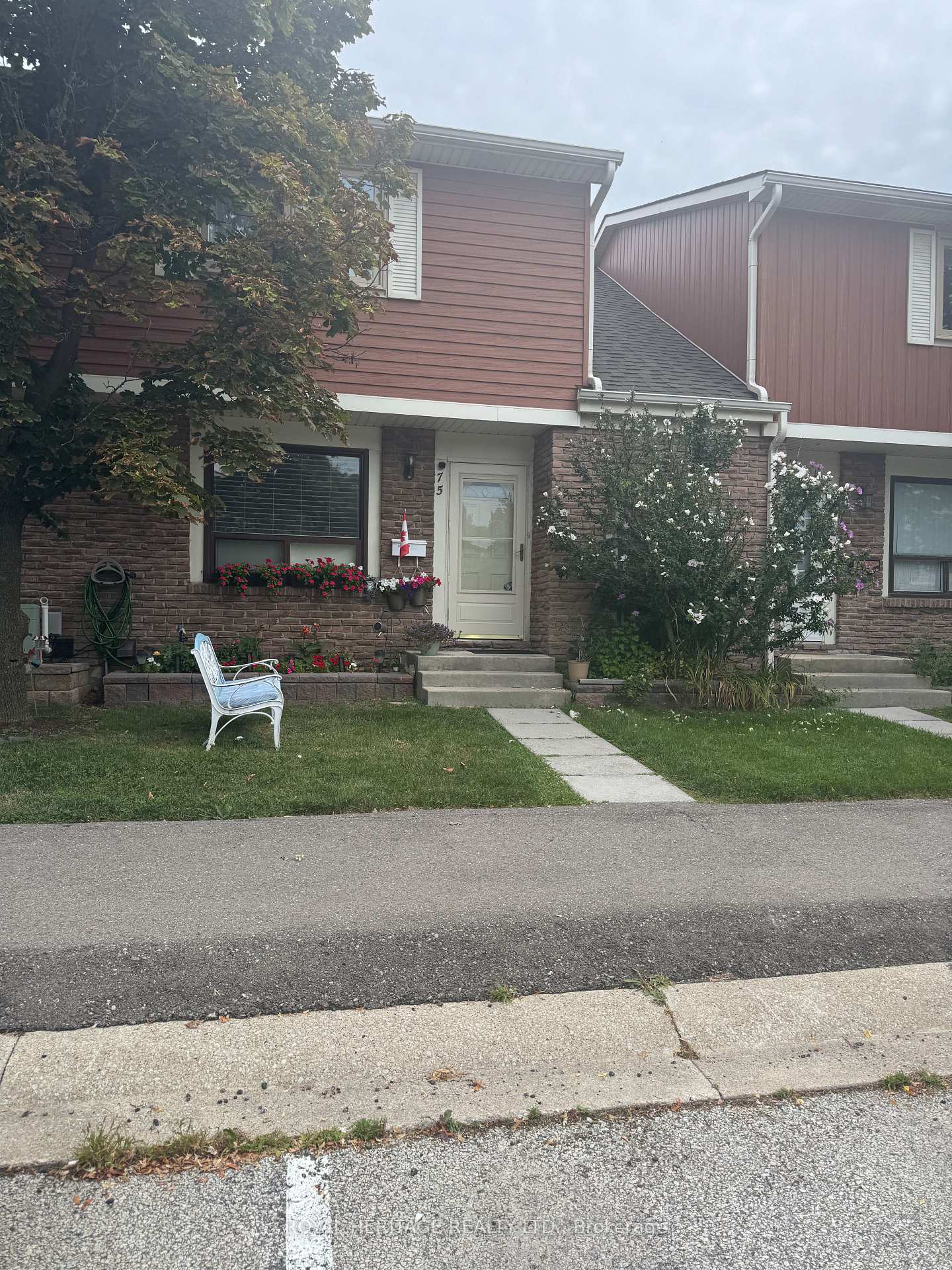 98-falconer-drive-mississauga-ontario-w13683978