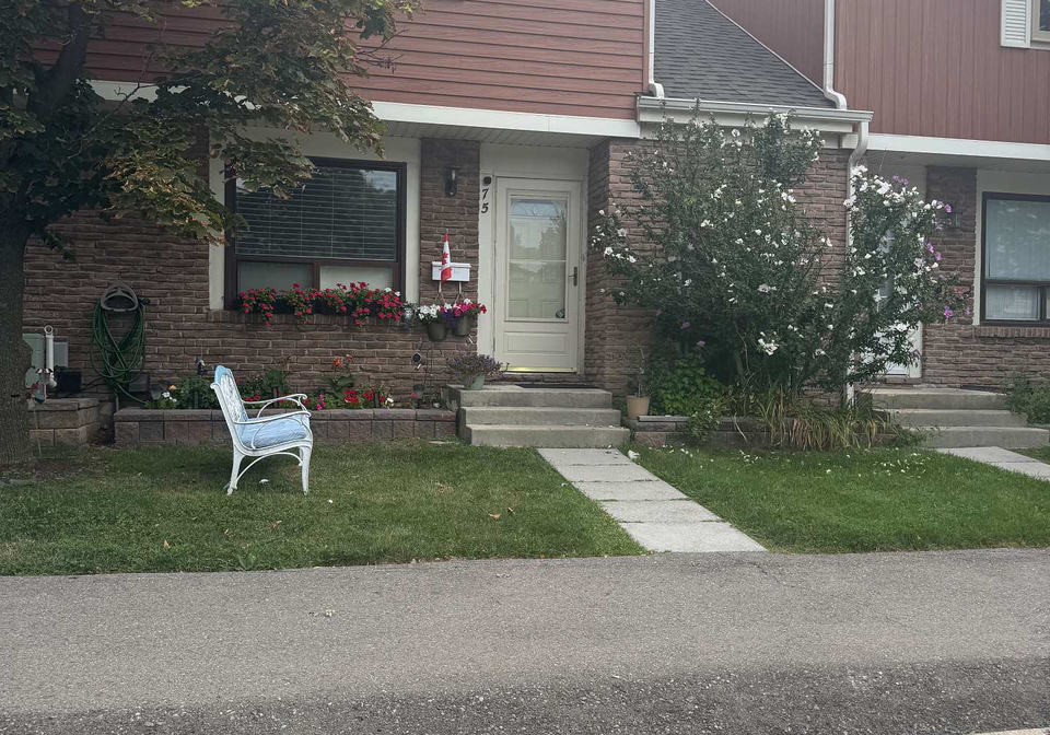 98-falconer-drive-mississauga-ontario-w13683978