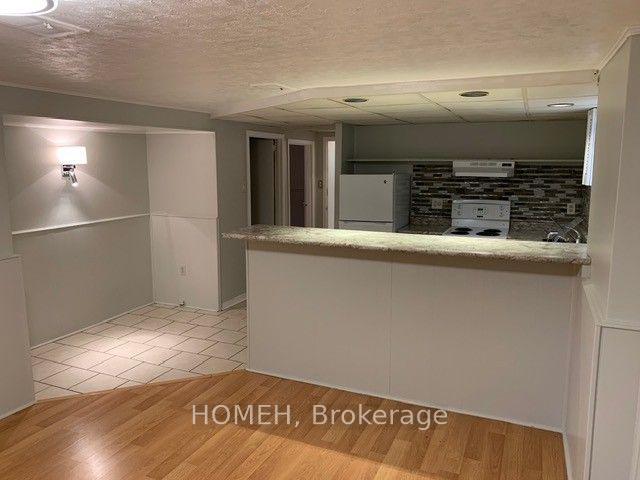 100-edgecroft-road-toronto-etobicoke-ontario-w13684156