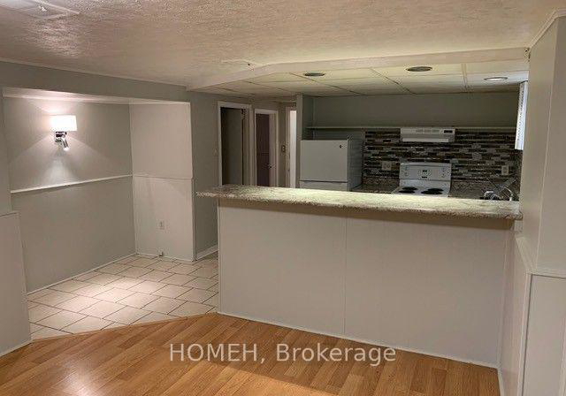 100-edgecroft-road-toronto-etobicoke-ontario-w13684156