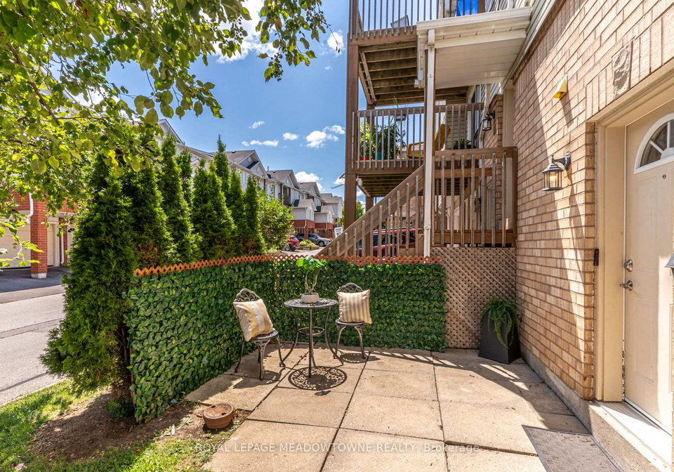 2-wylie-circle-halton-hills-ontario-w13684166