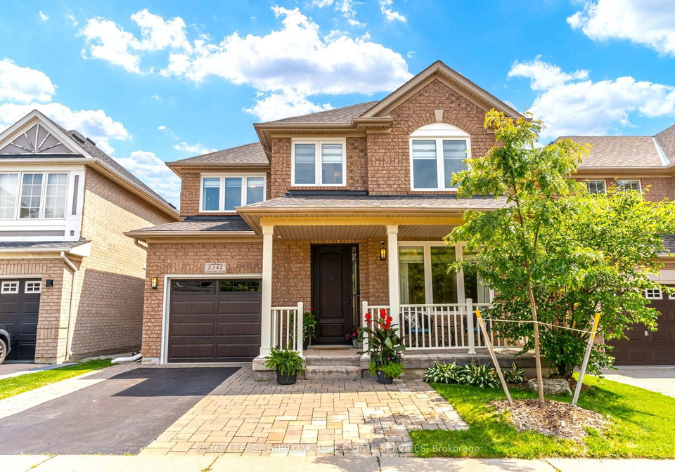 2342-lionstone-drive-oakville-ontario-w13684276