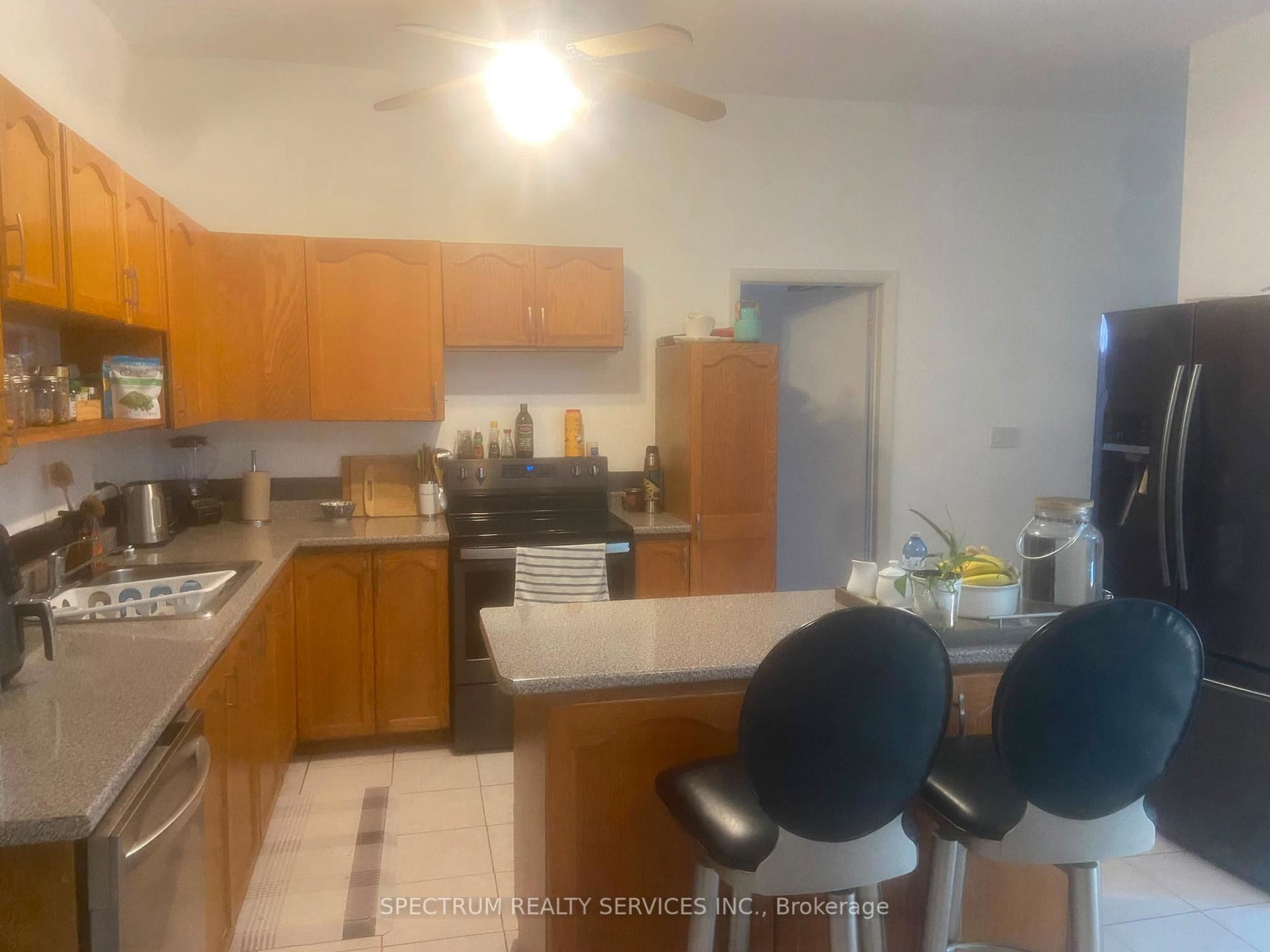 3126-dundas-street-w-toronto-toronto-ontario-w13684282