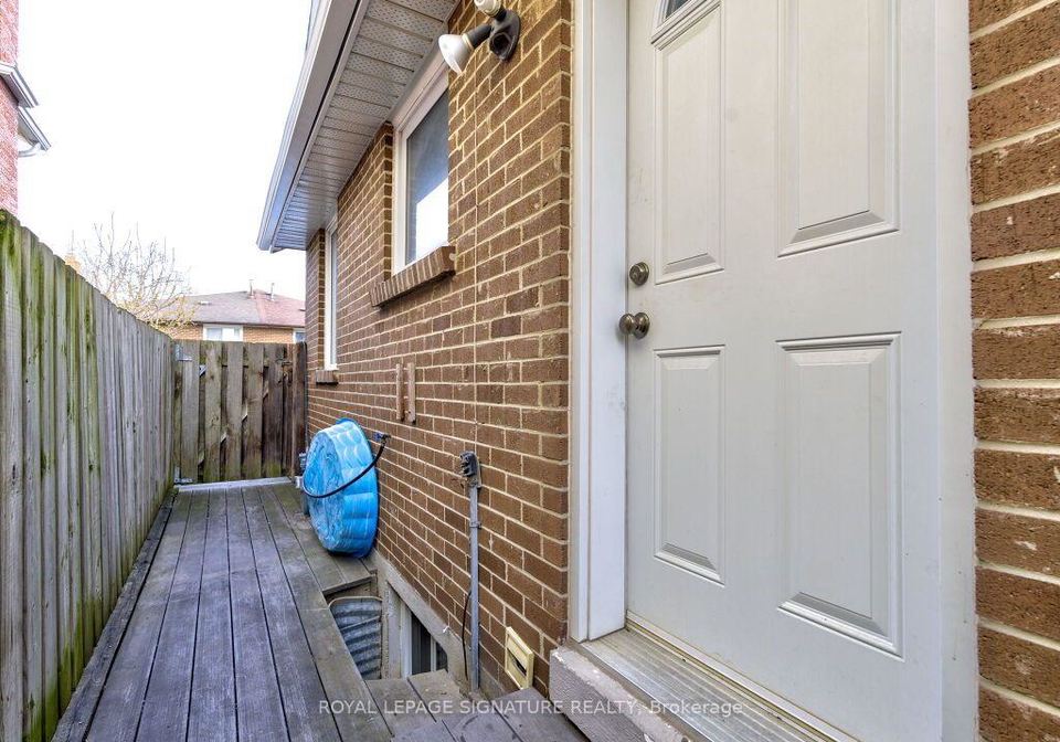 370-hansen-road-brampton-ontario-w13684316