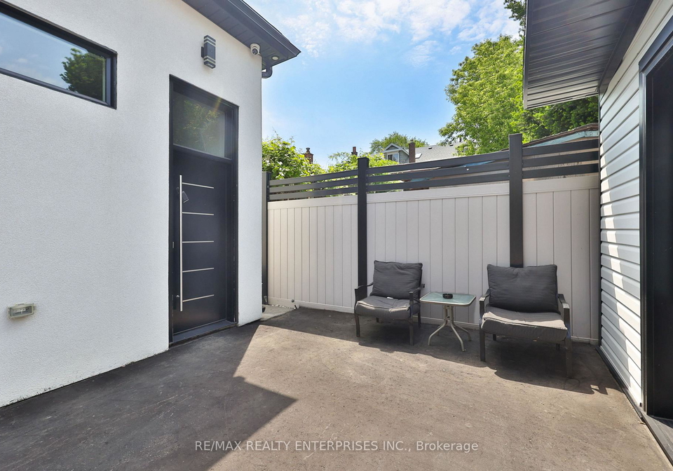 172-royal-york-road-toronto-etobicoke-ontario-w13684326