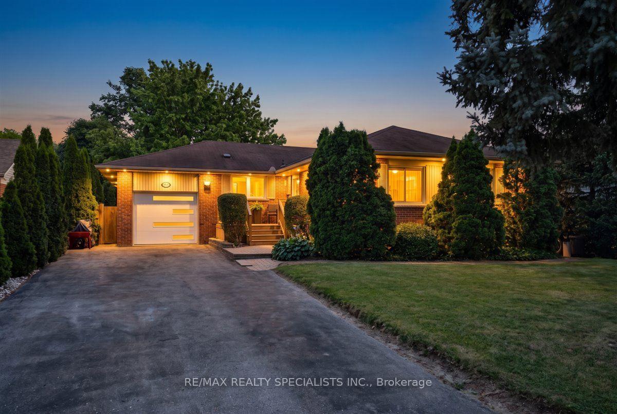 63-suburban-drive-mississauga-ontario-w13684404