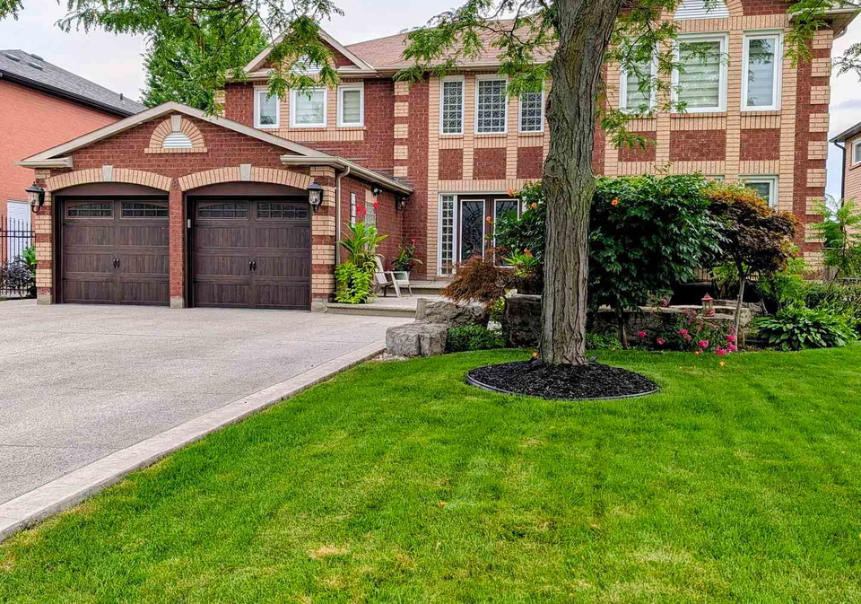 8-astoria-place-caledon-ontario-w13684506