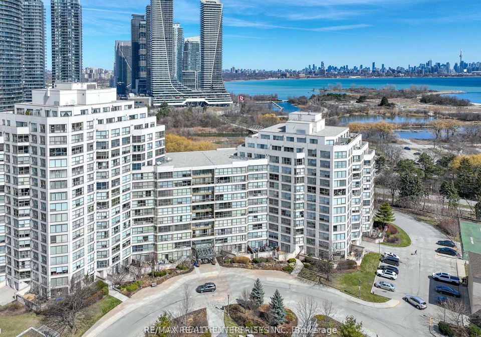 2261-lake-shore-boulevard-w-toronto-etobicoke-ontario-w13684650