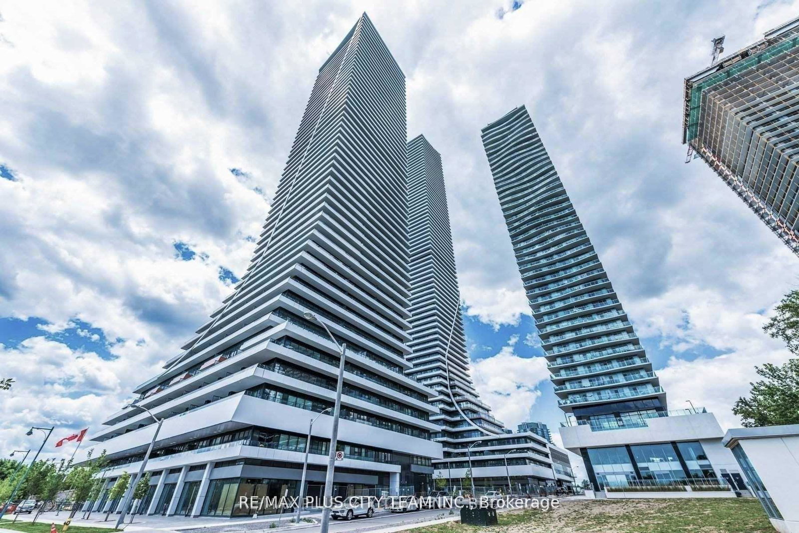 20-shore-breeze-drive-toronto-etobicoke-ontario-w13684656
