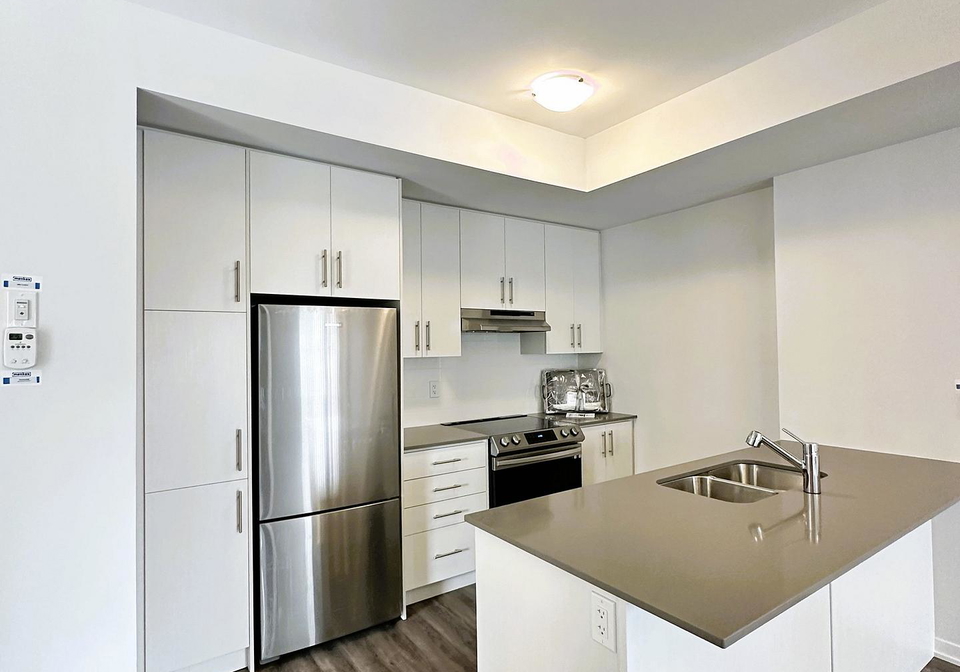 260-twelfth-street-toronto-etobicoke-ontario-w13684688