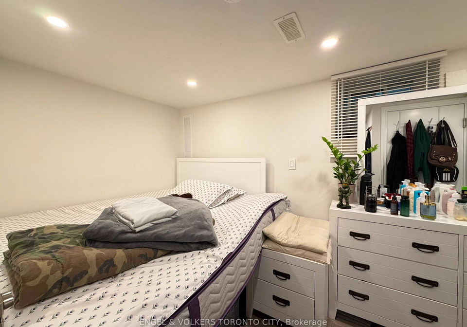 266-weston-road-toronto-toronto-ontario-w13684704